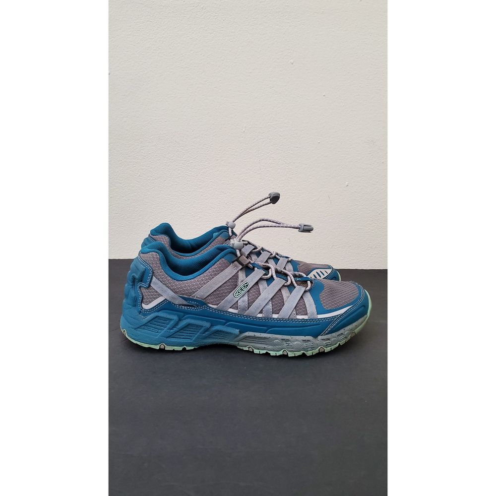 Keen Versatrail Hiking Shoes Eggshell Blue Womens Size 8.5
